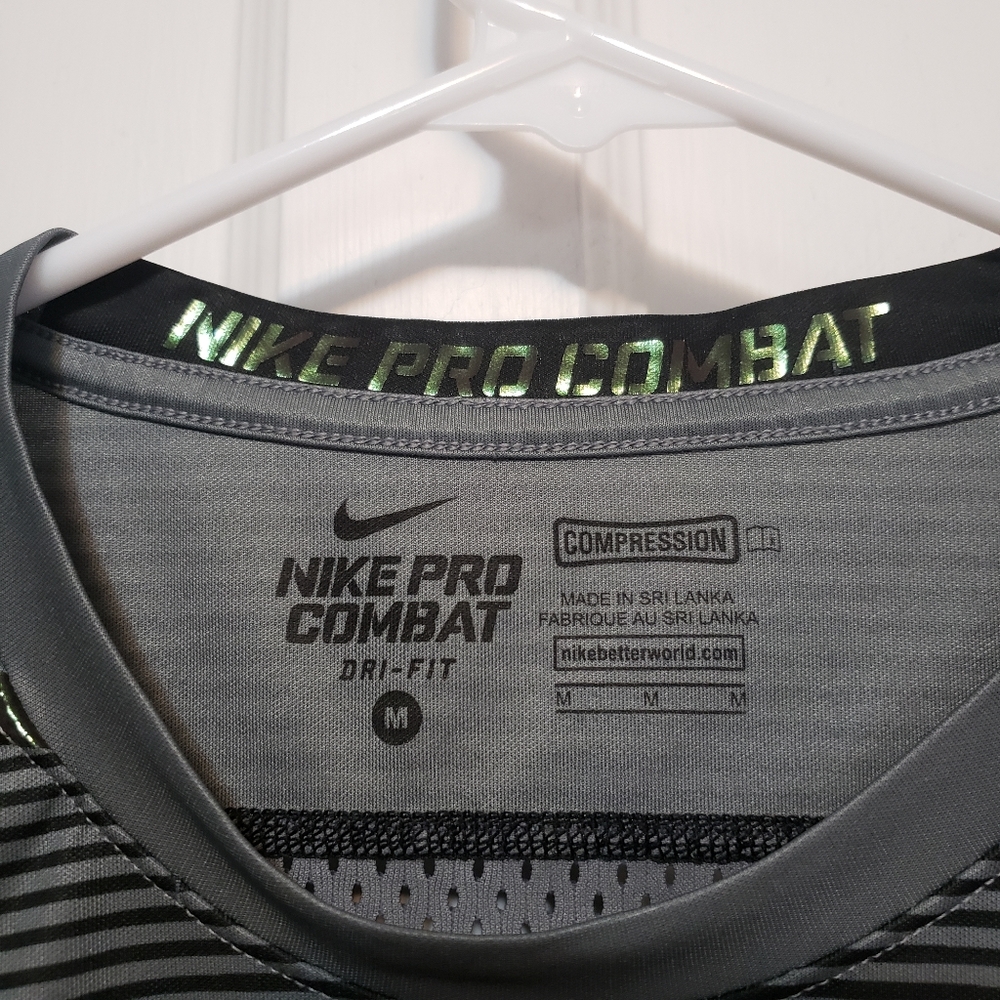 Nike Pro Combat Hypercool Compression T Shirt - Picture 8 of 8